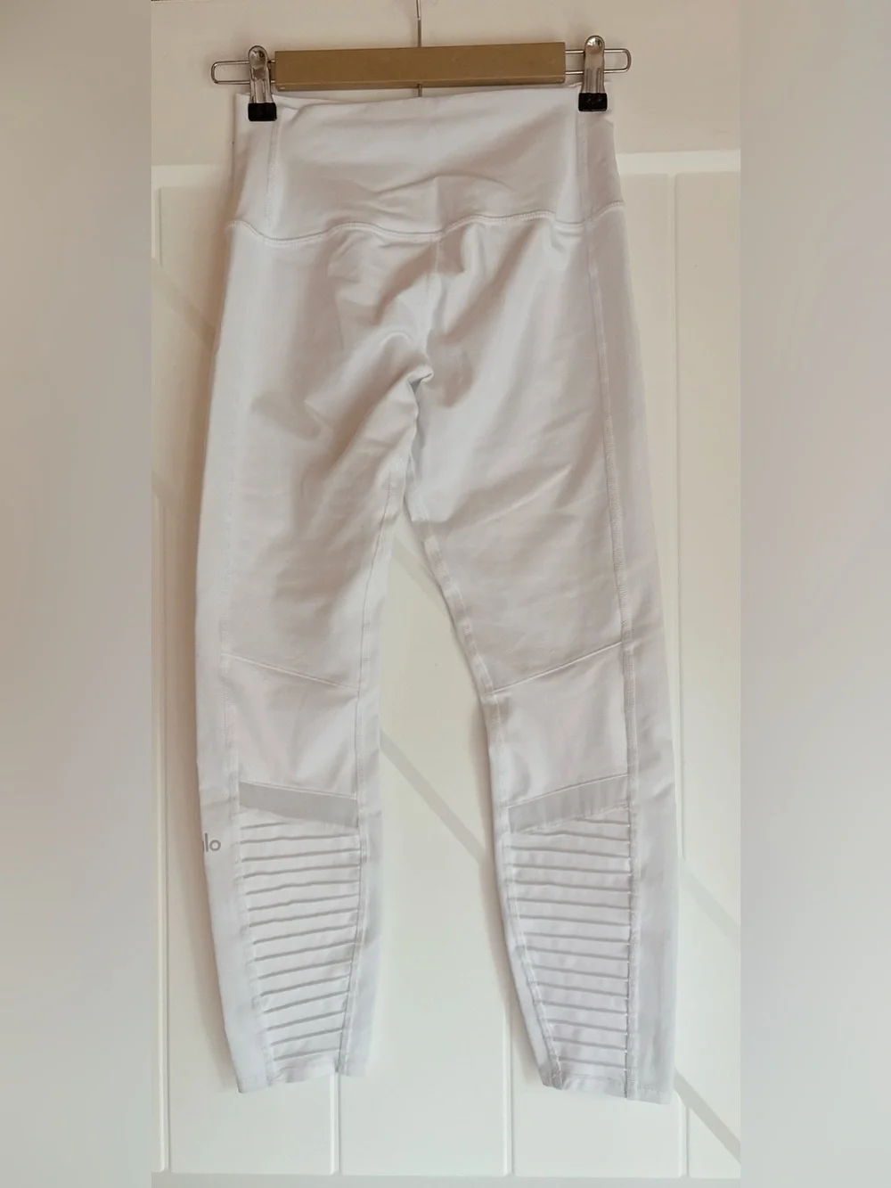 Alo Yoga White High Waist Moto Leggings Size Small